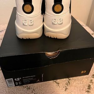 Air Jordan 9 Retro’s never been worn